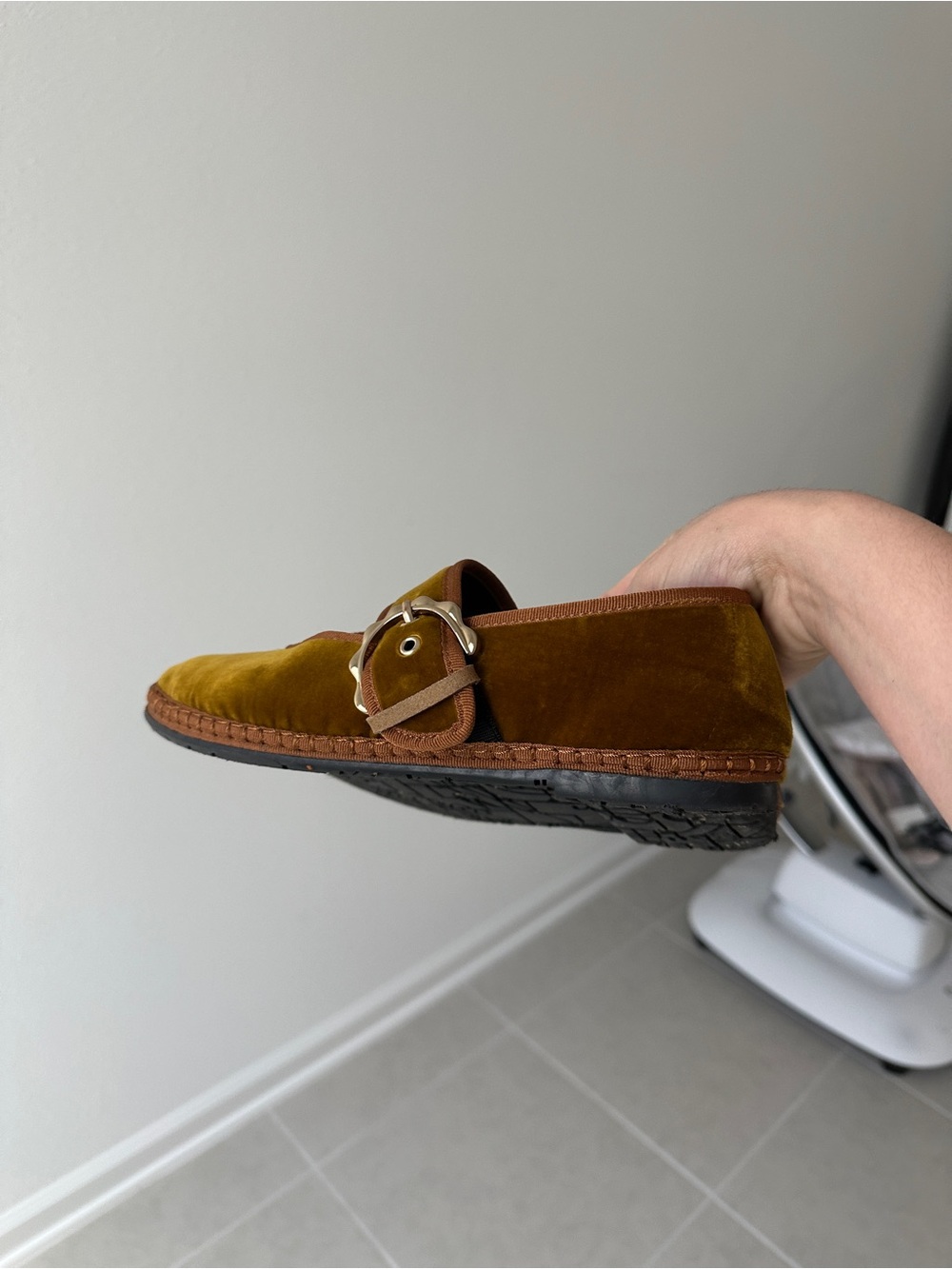 Flabelus Sophie Suede Mary Jane Flats in Mustard with Buckle 39 EU - Picture 8 of 10